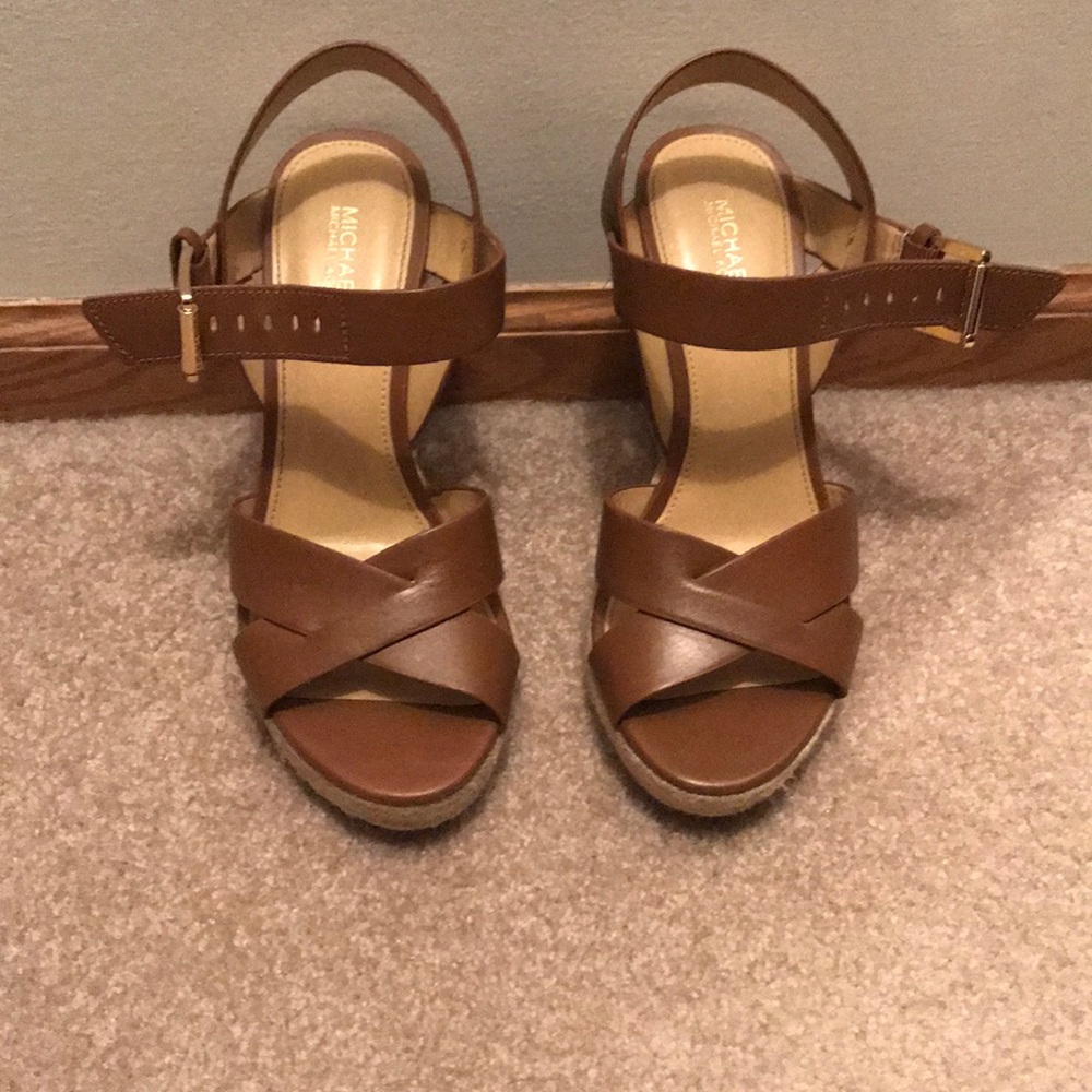 LIKE NEW! Michael Kors Platform Wedge Sandal